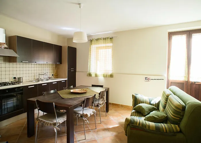 Aras - Frühstückspension *